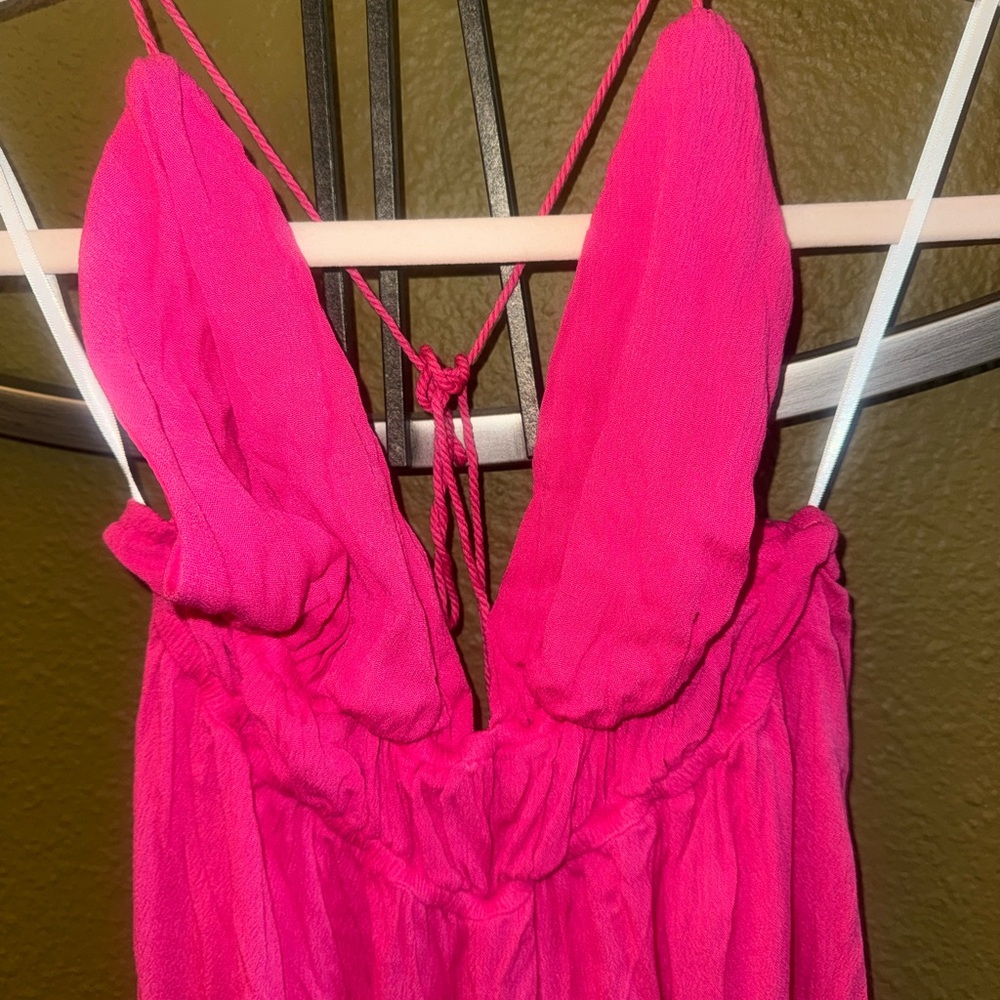 Vibrant Pink Halter jumpsuit - Picture 4 of 4